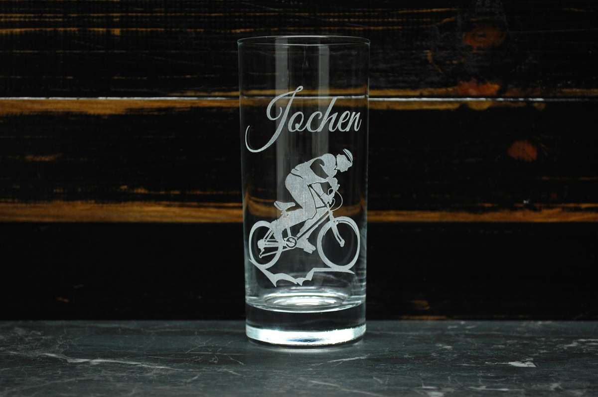 Das Longdrinkglas mit Gravur | Kreative Lasergravuren